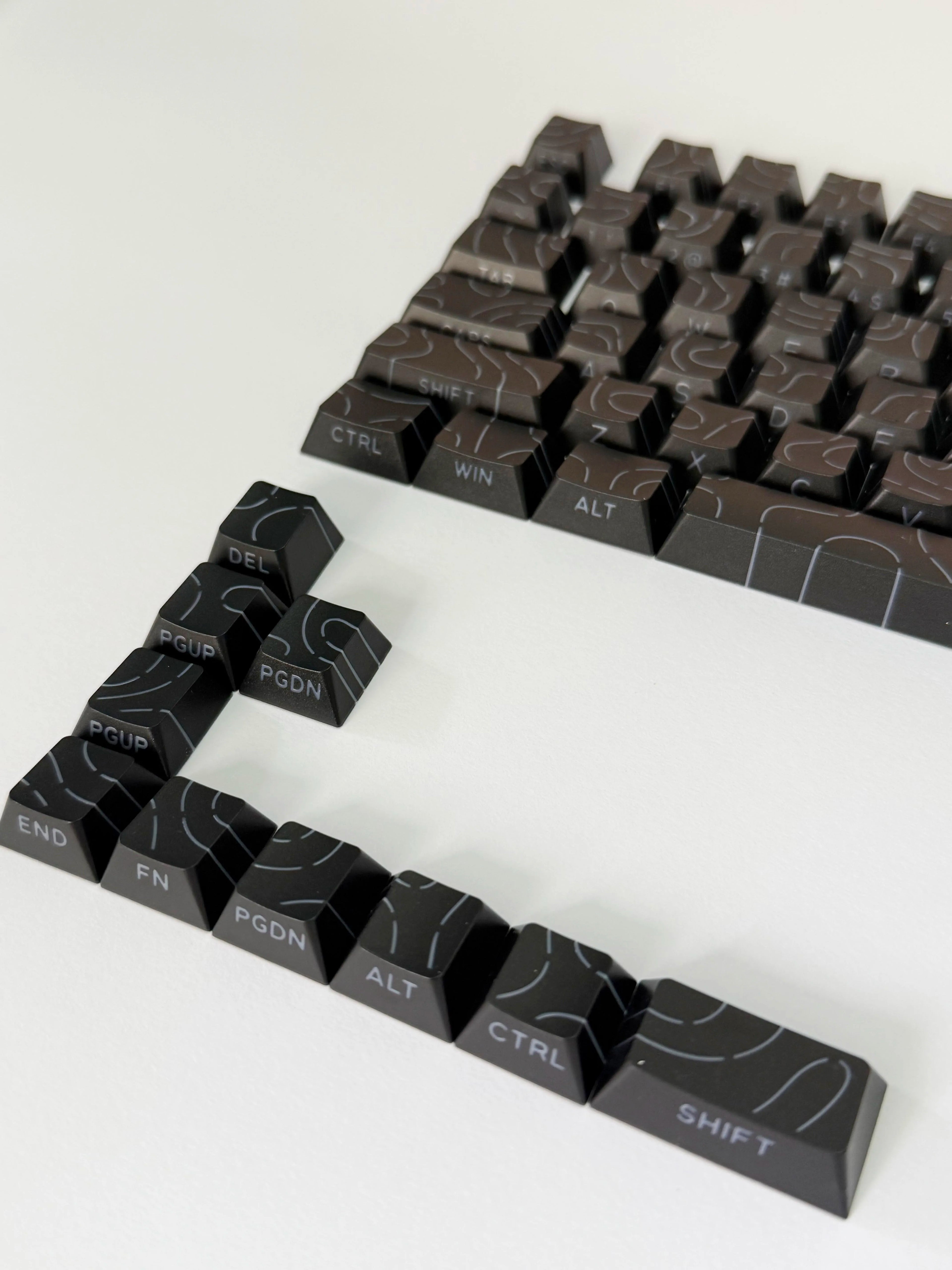 Line Gradient Side Shine Through Keycaps Cherry Profile PBT Custom Keycaps for 60% 65% 75% 96% 98% 100% Mechanical Keyboard