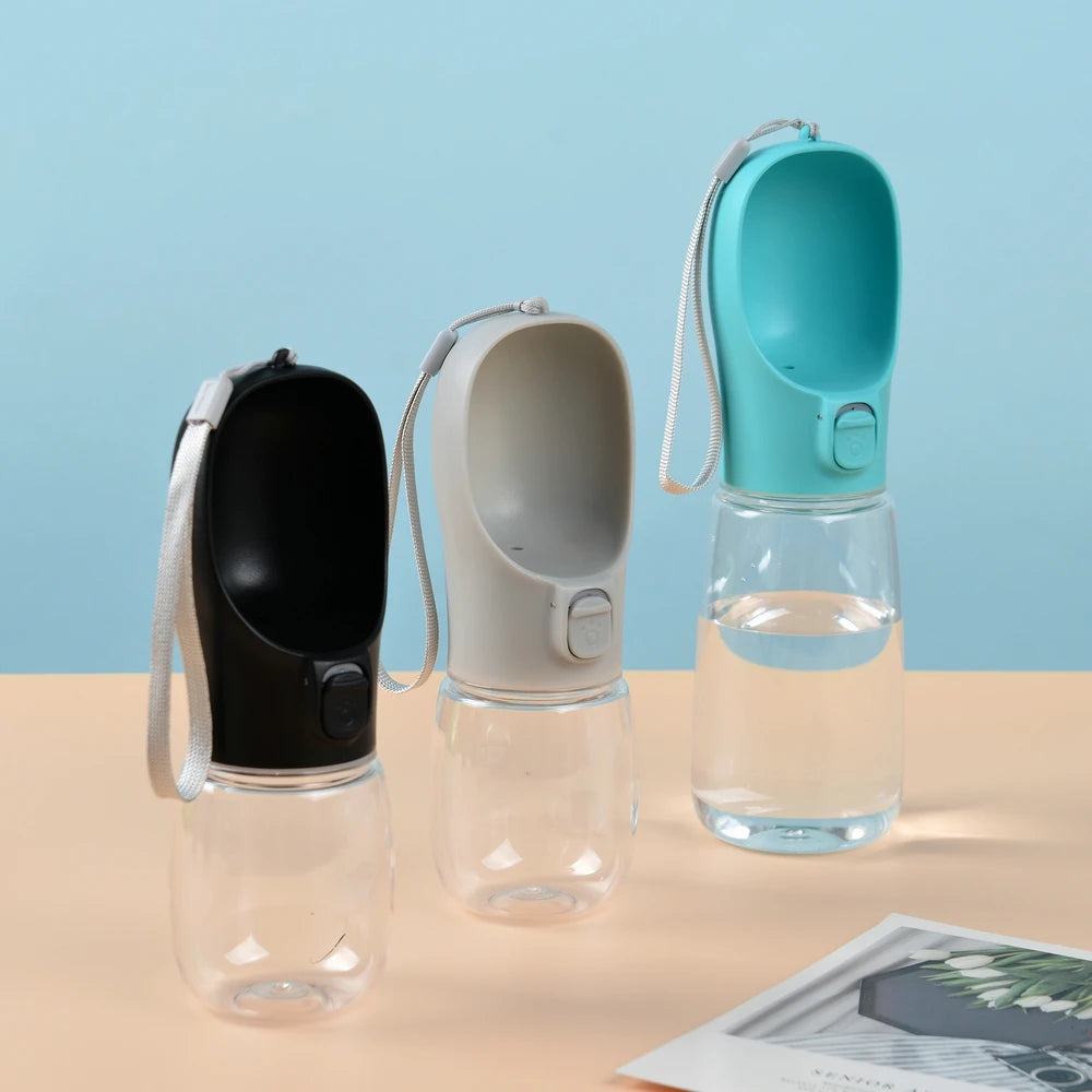 Portable dog water bottle for small and large dogs. Cat Outdoor walk-proof drinking bowls for Chihuahuas and French Bulldogs.