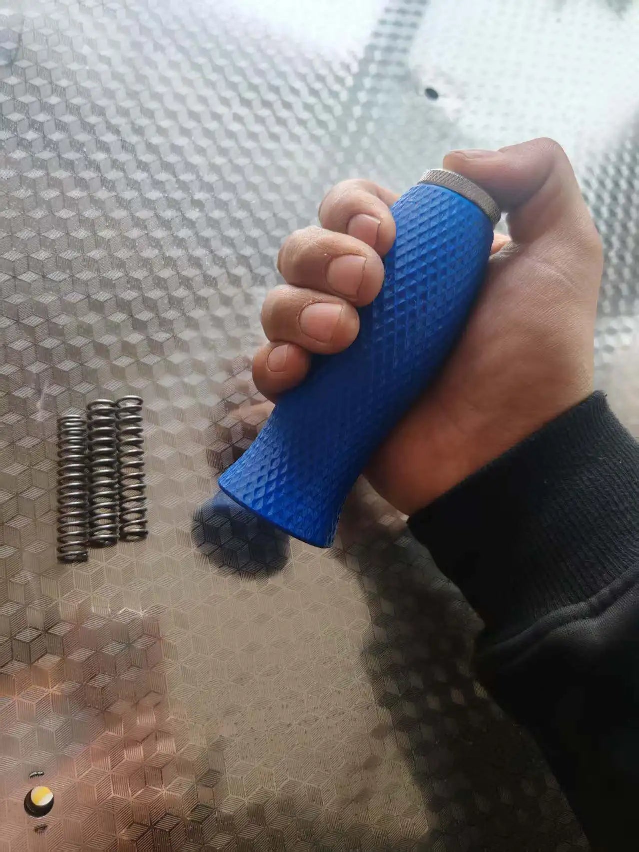 Fortalecedor de Polegar e Thenar em Alumínio — Hand Grip 3 Molas e Bastão Nylon
